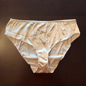 NWT Victoria’s Secret Panties